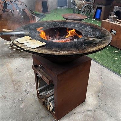 コールテンスチールBBQファイヤーピットグリル